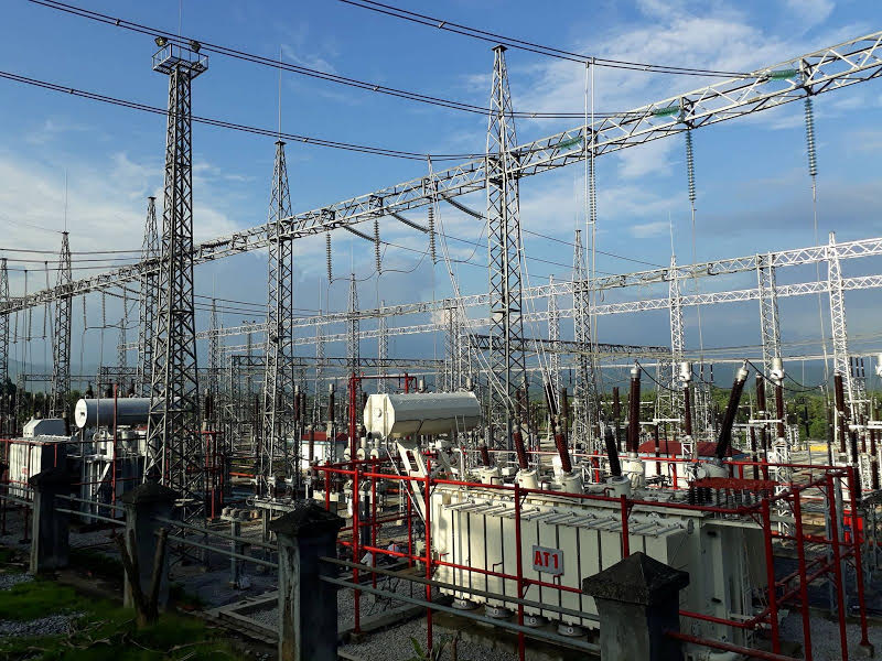Thiết bị trạm và đường dây đến 220kV 